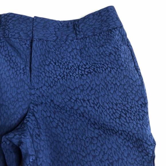Banana Republic‎ Blue Leopard Print Slim Fit Stretch Pants Size 10 Petite - Picture 3 of 4